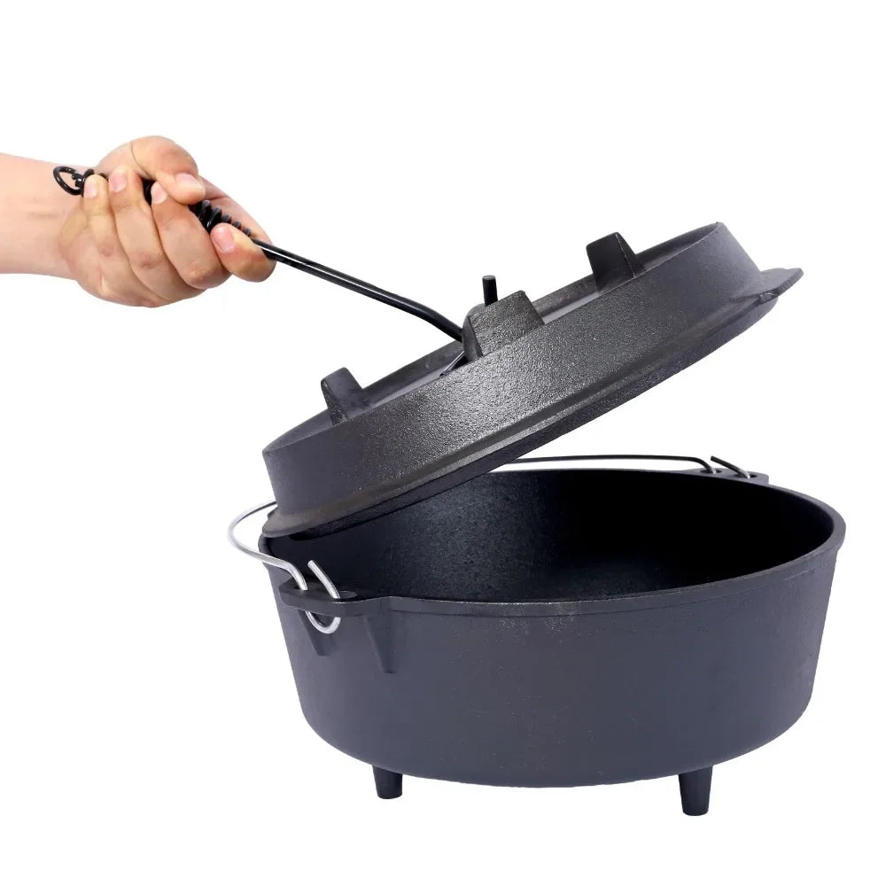 Campfire pre-Seasoned Cast Iron Dutch Oven.