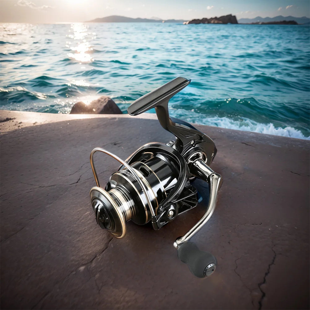 Spinning Reel Max Drag 8KG for Fishing.