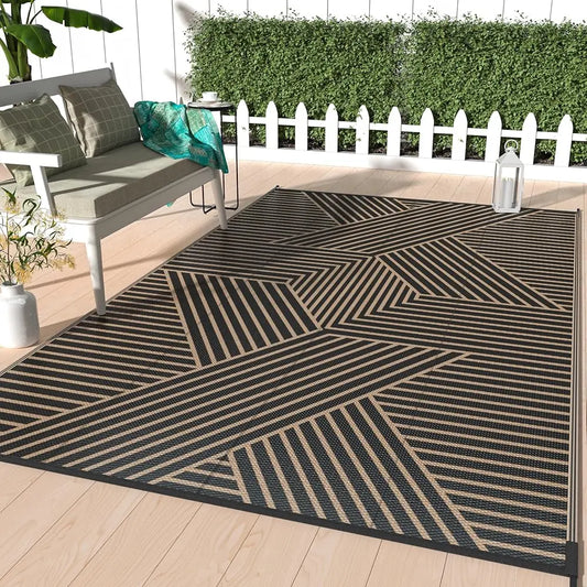 Reversible Outdoor Plastic Straw Rug, Lightweight Mat.