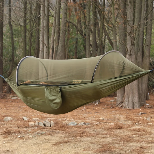 Quickly install hammock, with mosquito net,