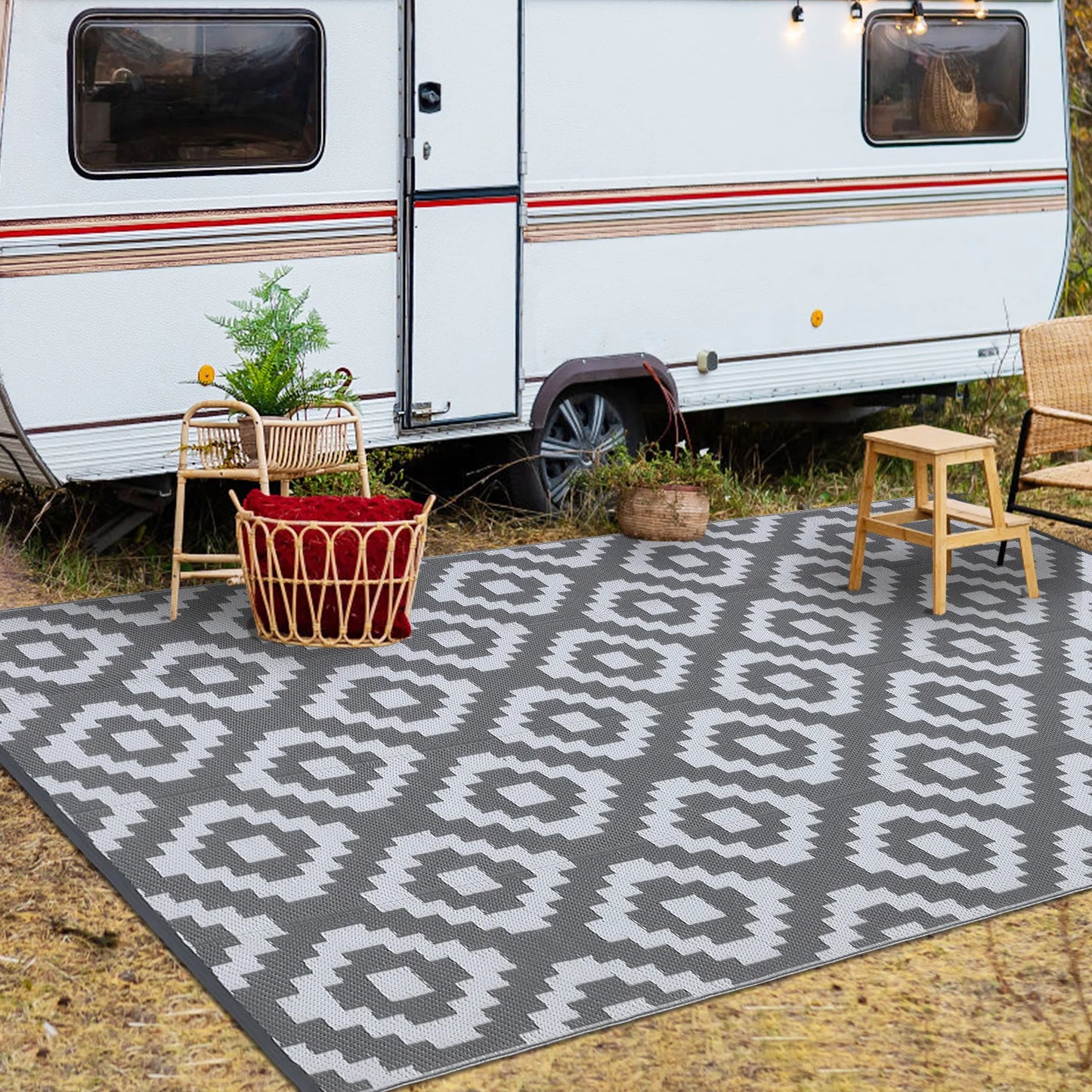 Outdoor Rug Plastic Straw Rug Waterproof Rug Reversible Outdoor Floor Mat.