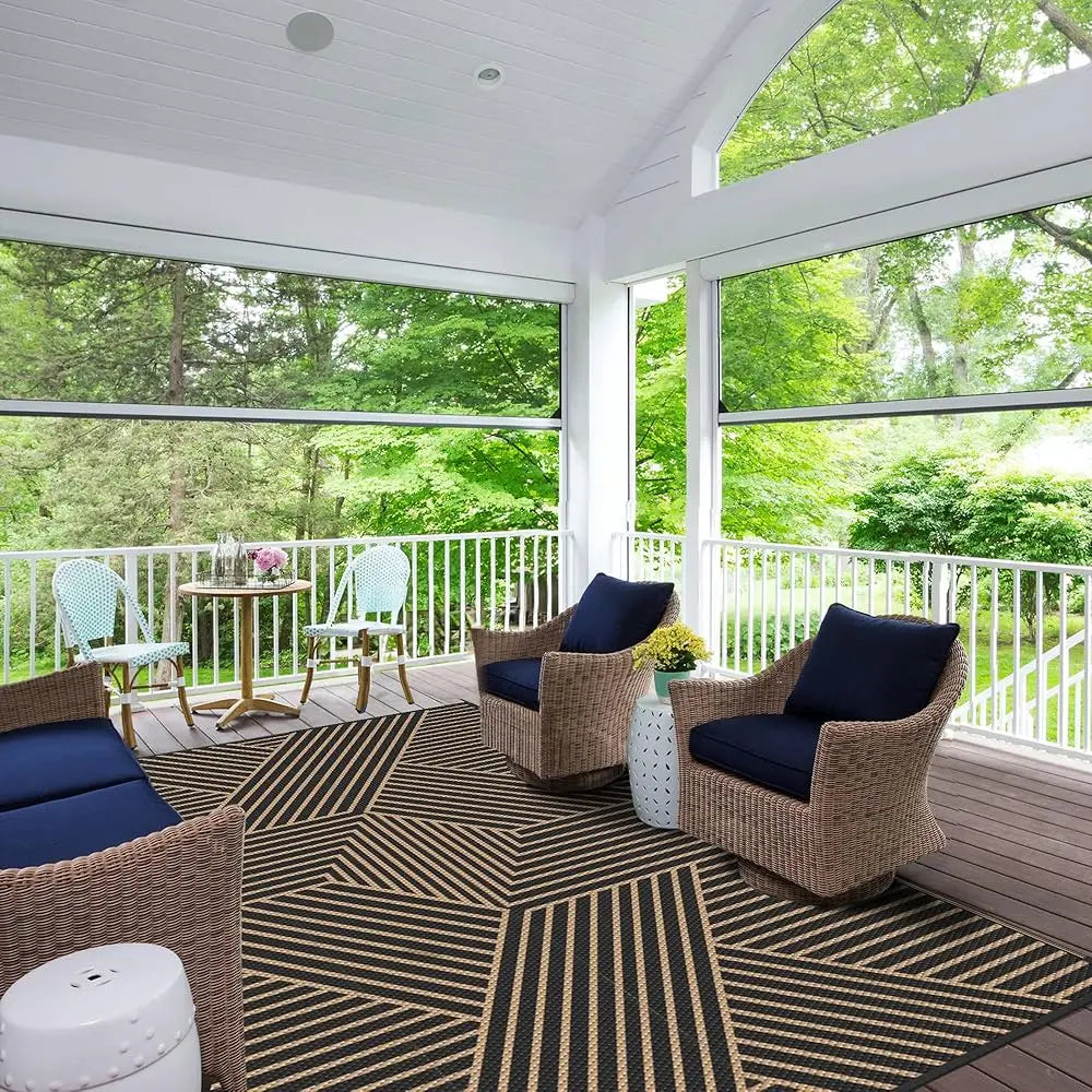 Reversible Outdoor Plastic Straw Rug, Lightweight Mat.