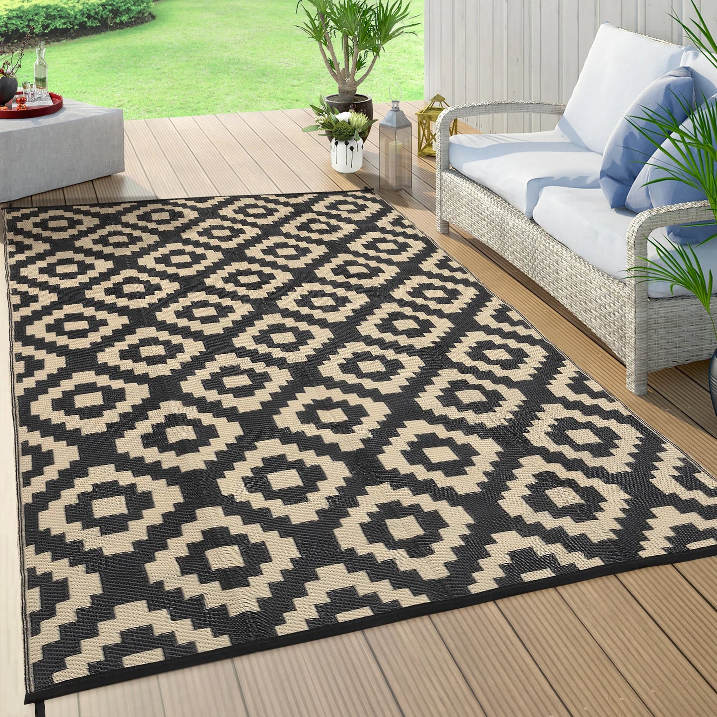 Outdoor Rug Plastic Straw Rug Waterproof Rug Reversible Outdoor Floor Mat.